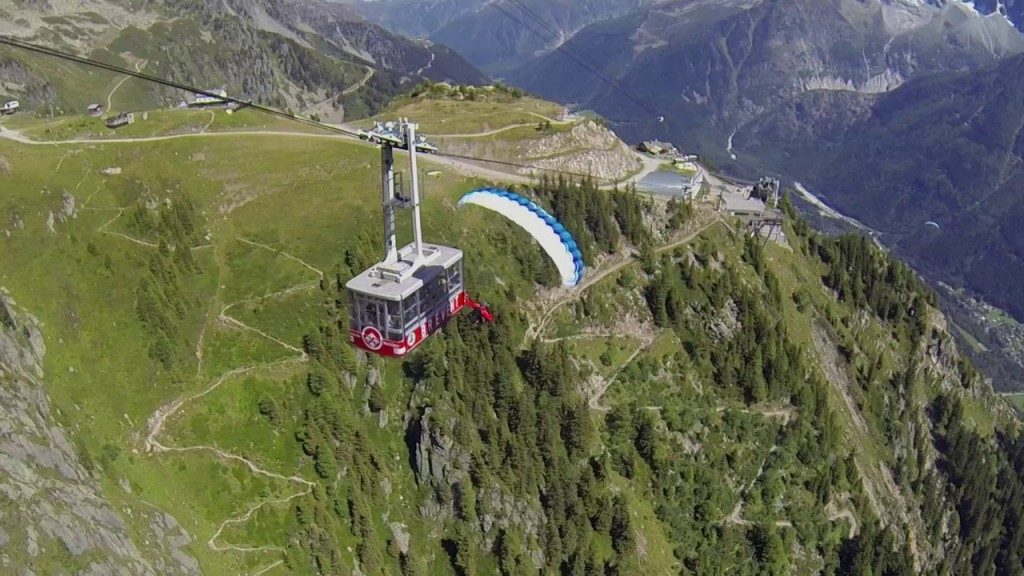 Speed flying à Chamonix avec le « rapido » Arnaud Longobardi