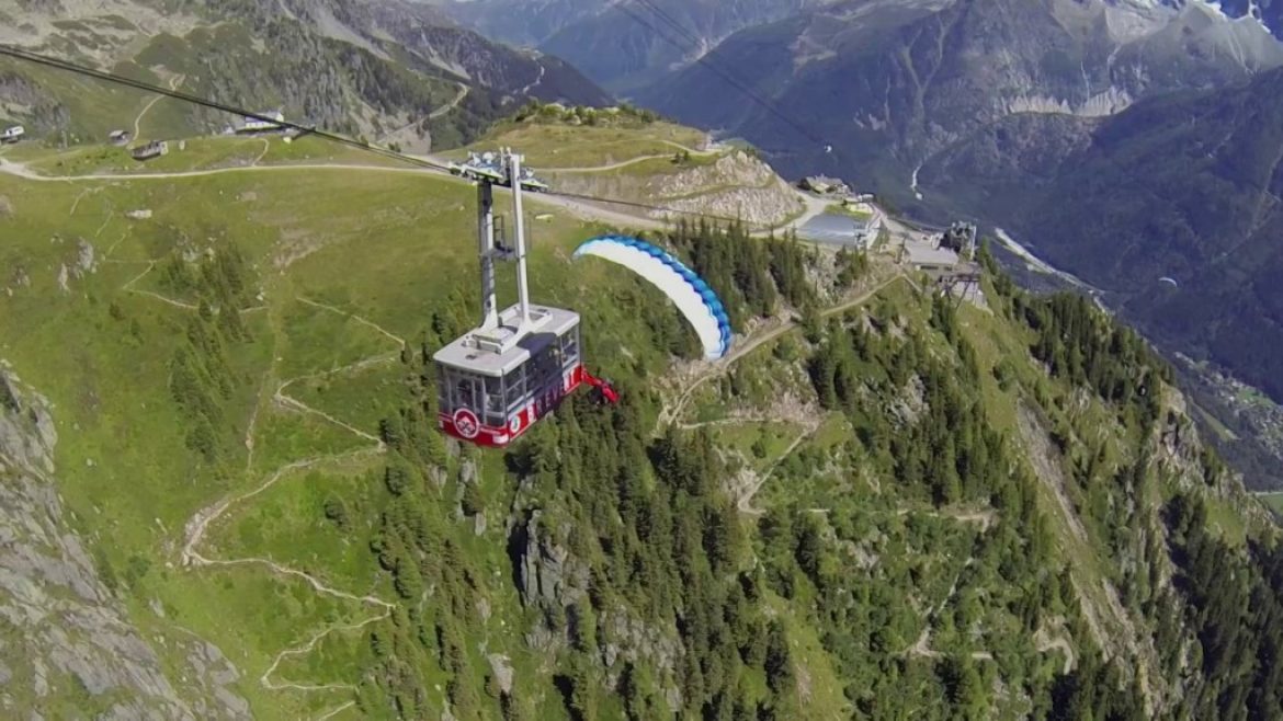 Speed flying à Chamonix avec le « rapido » Arnaud Longobardi