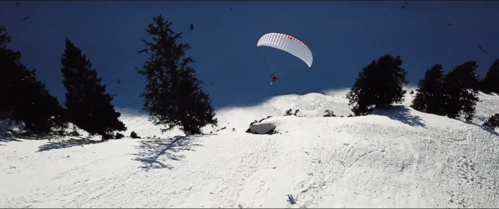 Speedriding avec la Swoop 2 à Avoriaz avec Thomas Brand