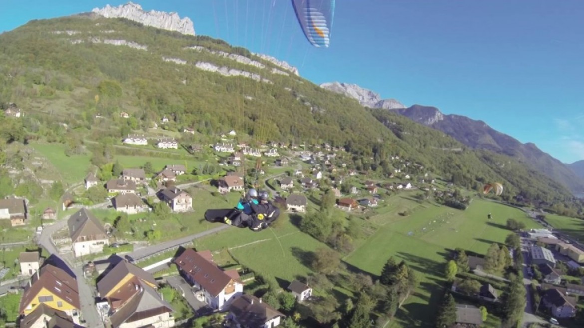 Speed2fly suivi par le système de caméra suiveuse Flypod