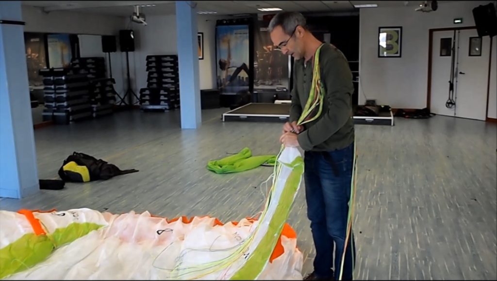 Technique de pliage pour ne plus jamais avoir de suspentes emmêlées