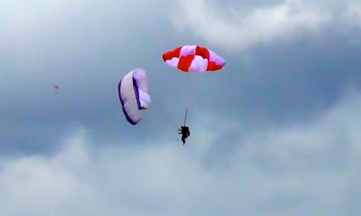 Test en vol du parachute de secours carré SUP&rsquo;AIR Fluid