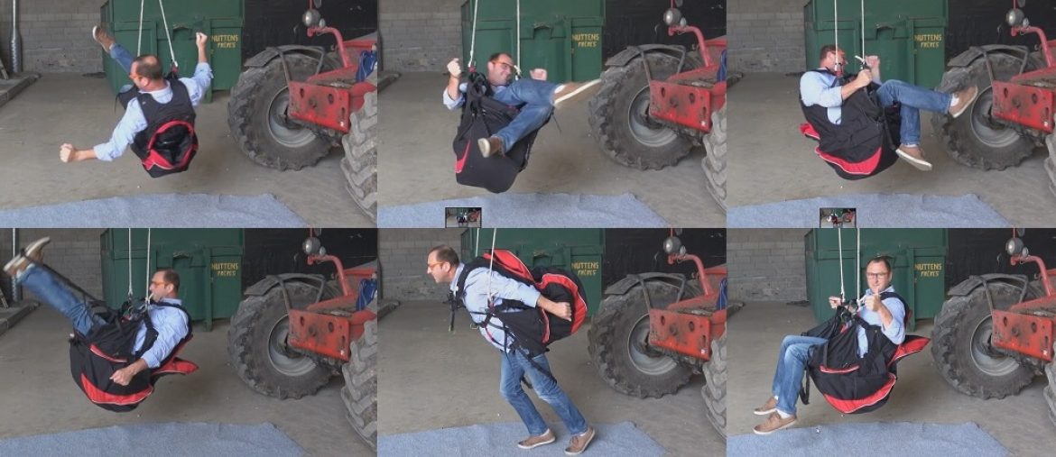 Gestuelle à coeur joie pour tester une sellette parapente