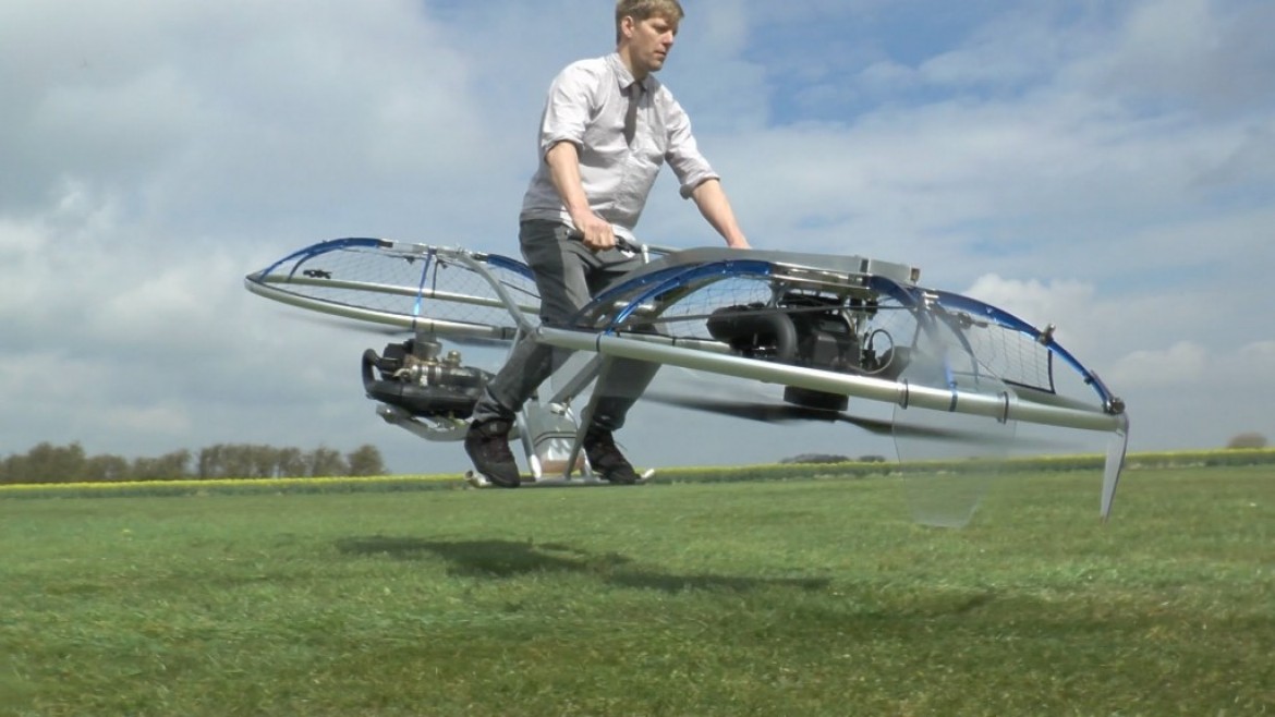Un hoverbike fabriqué avec 2 moteurs de paramoteurs