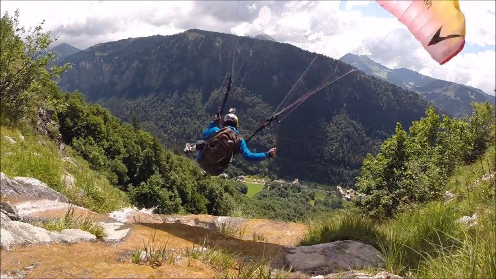 Valentin Delluc joue avec le sol avec sa mini Swing Mirage!