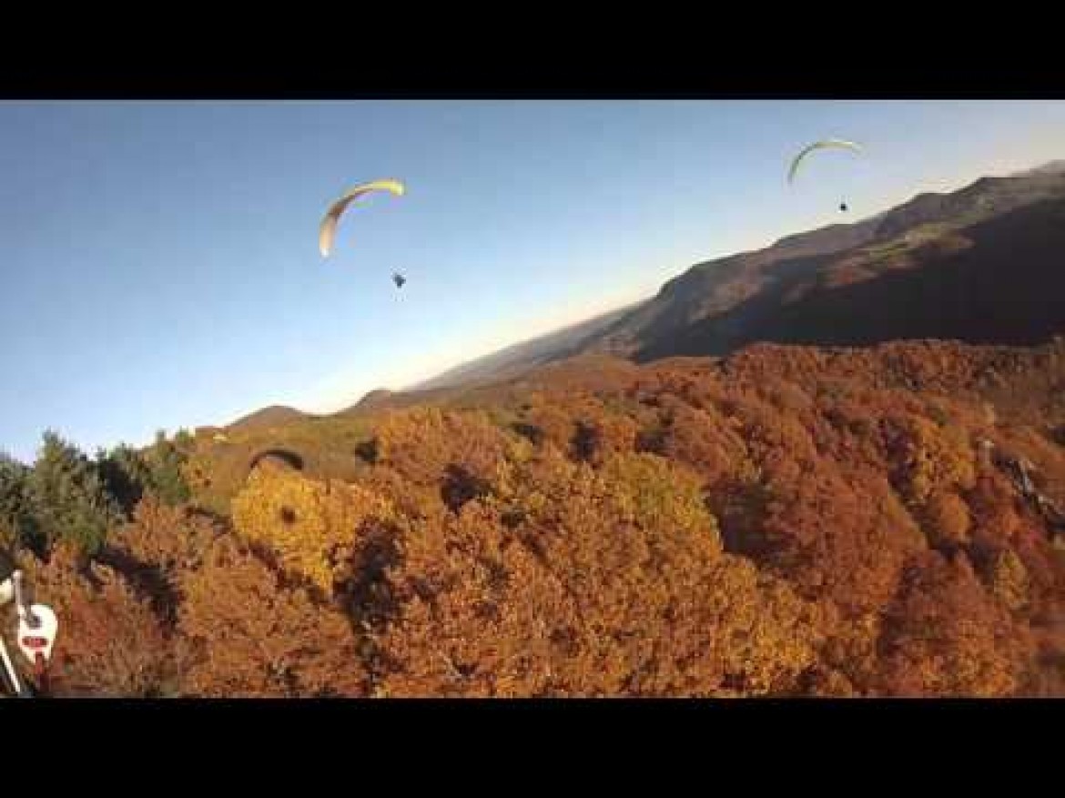 « Vol d&rsquo;Automne » sur le site parapente Roche-en-Régnier