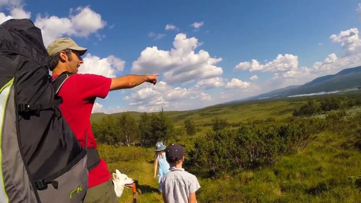 Vol parapente dans la toundra norvégienne