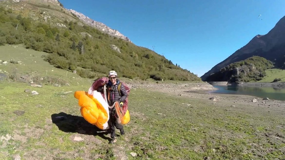 Vol rando entre potes jusqu&rsquo;au Col d&rsquo;Uzious (Pyrénées)