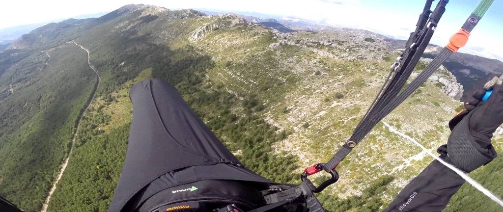 Vol site parapente Mont Denier – Courchon (04)