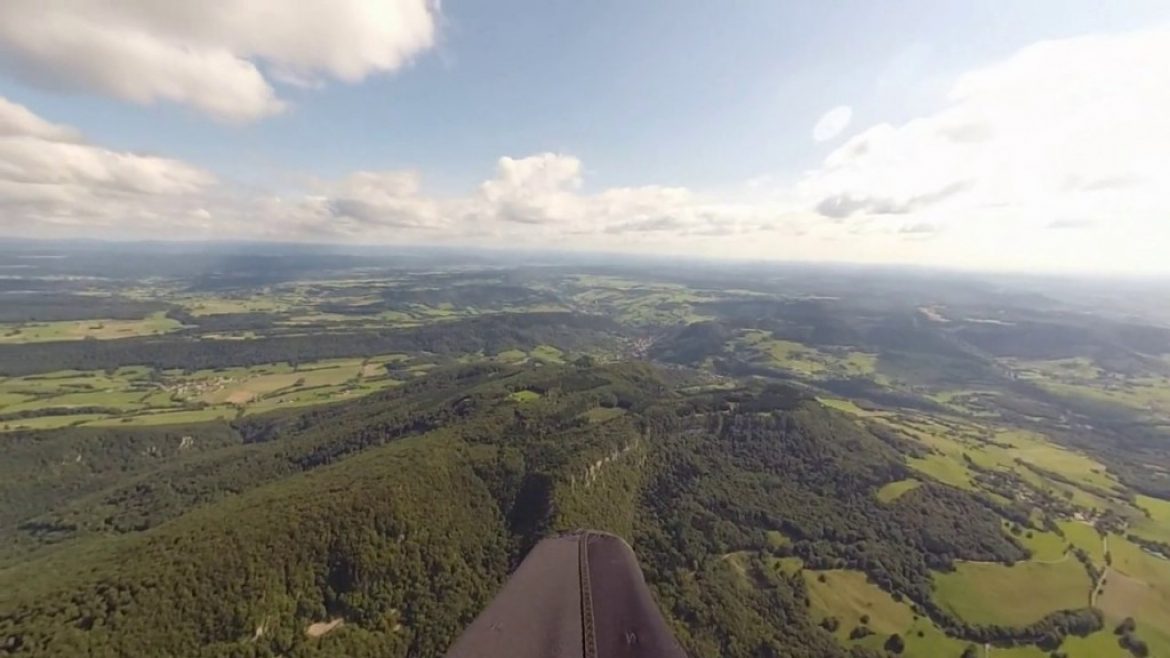 Vol site parapente Mont Poupet (39)