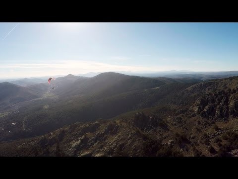 Vol sur le site parapente Abantos (Espagne)