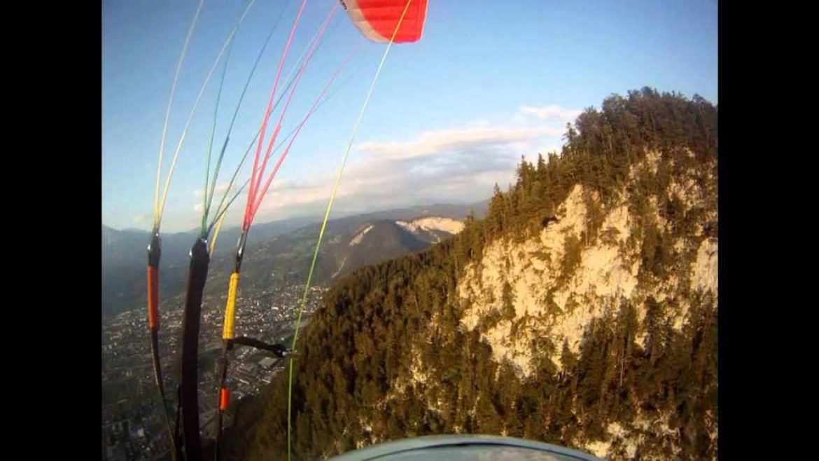 Vol sur le site parapente Agy Plane (74)