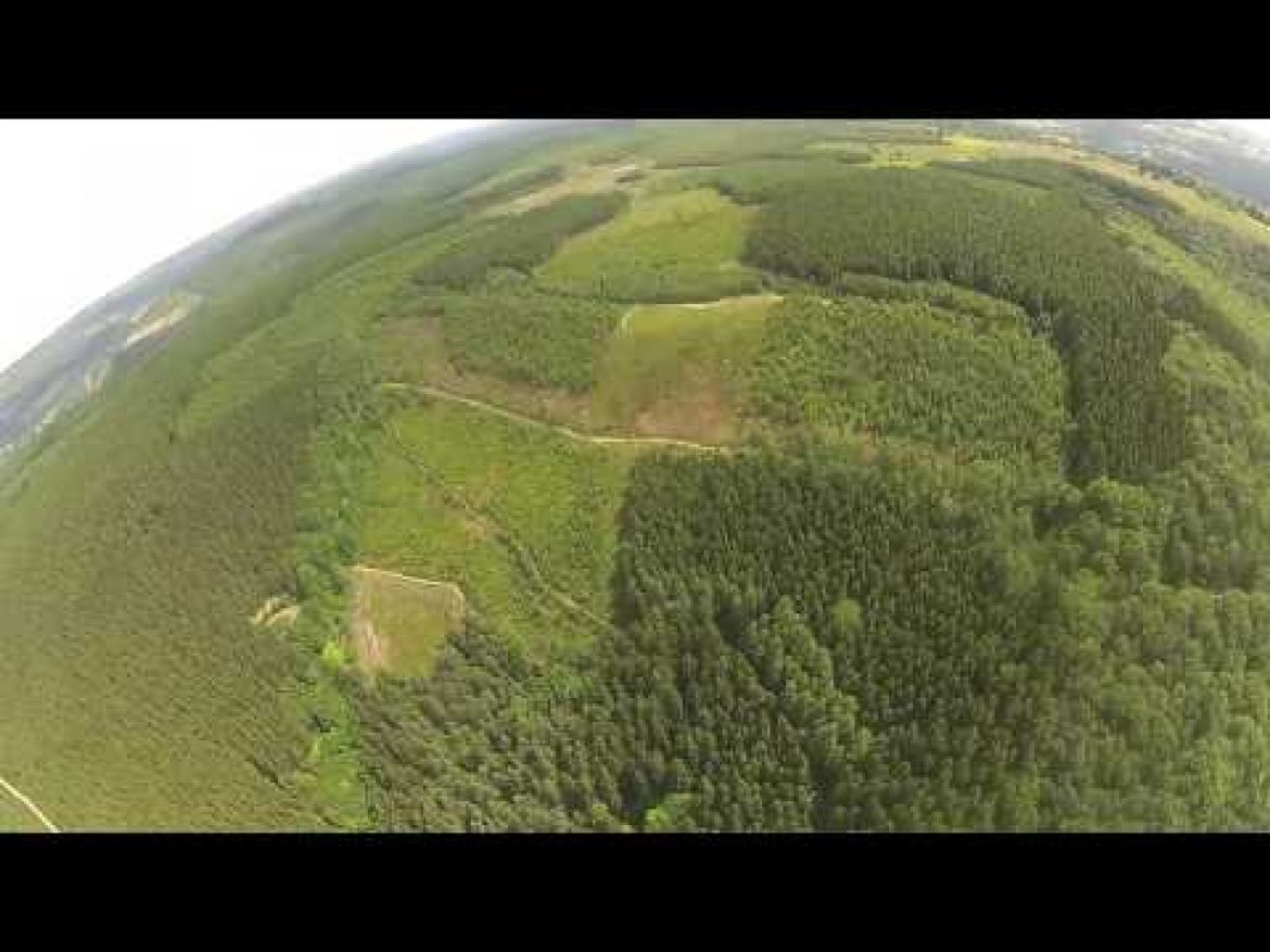 Vol sur le site parapente Coo (Belgique)
