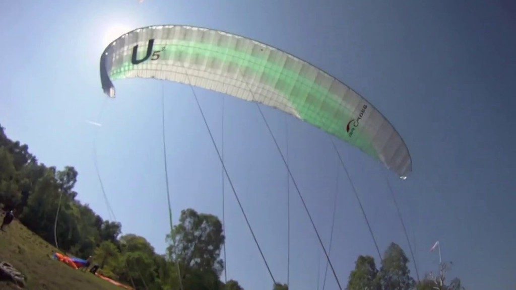 Vol sur le site parapente Prayon (Belgique)