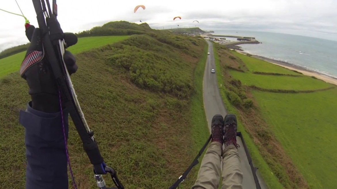 Vol sur le site parapente de Dielette – Le plate (50)
