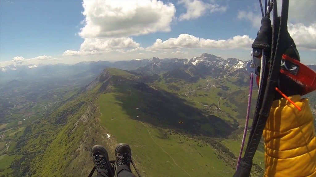 Vol sur le site parapente Gresse en Vercors (38)