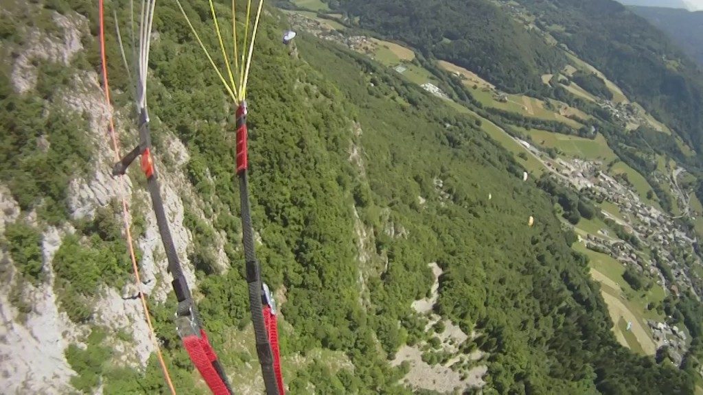 Vol sur le site parapente Mieussy (12)