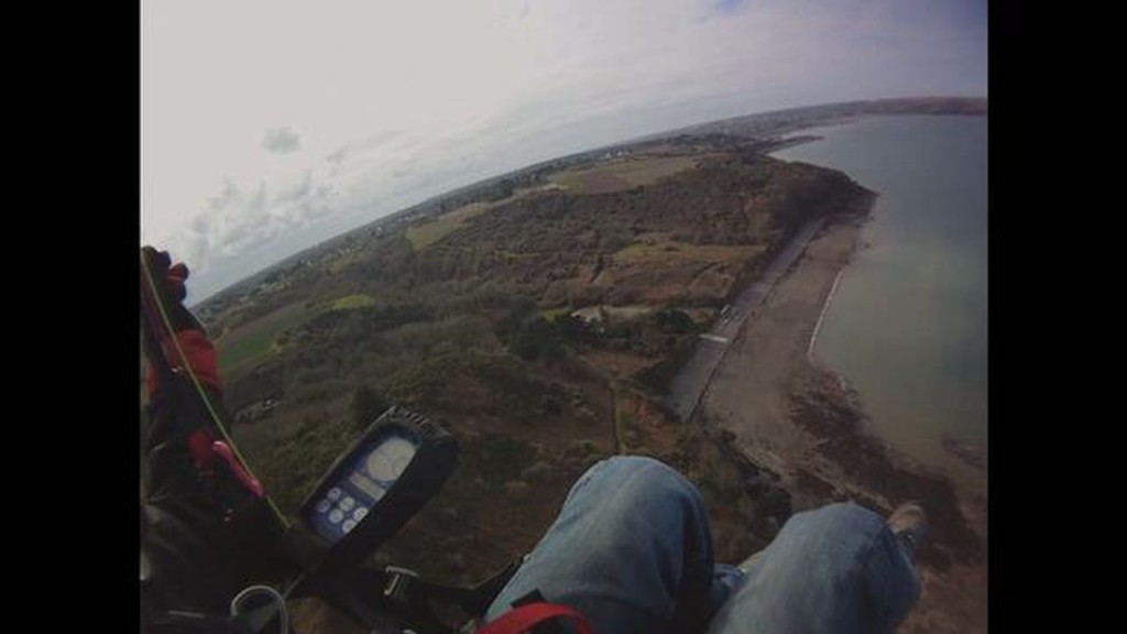 Vol sur le site parapente Milepat – Plouezec (22)