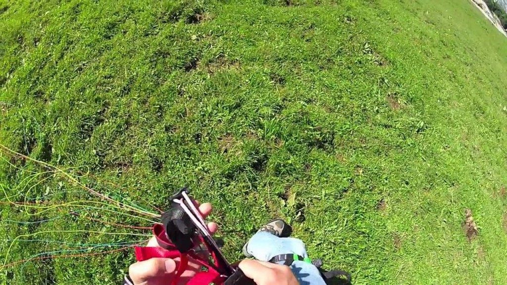 Vol sur le site parapente Sonchaux (Suisse)