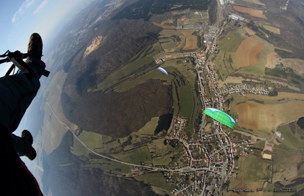 Vol sur le site parapente Volmerange-les-Mines (57)