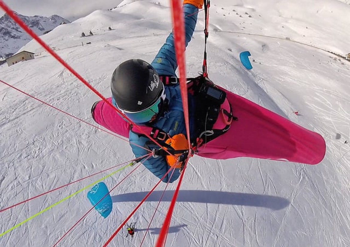 « White soaring » au Col du Lautaret en LITTLE CLOUD